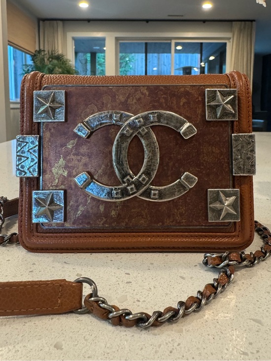 CHANEL Handbags - CHANEL PARIS-DALLAS MÉTIERS D'ART 2014/15 RARE WESTERN CC BOX FLAP BAG